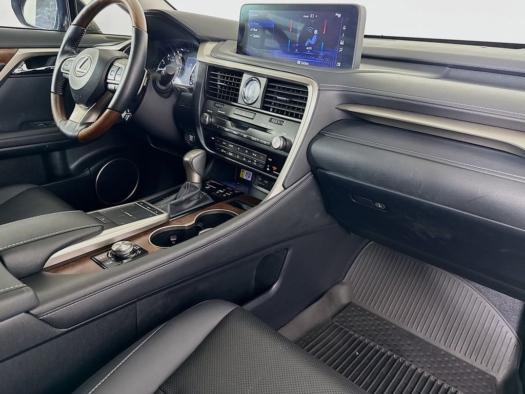 2022 Lexus RX 350L 30