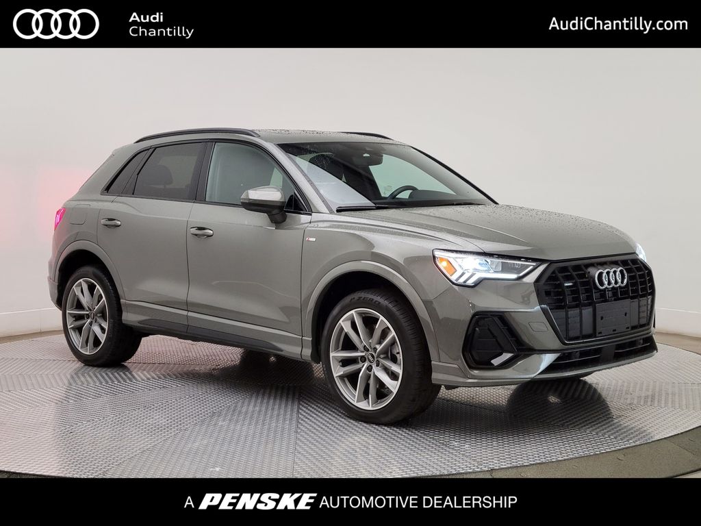 Thumbnail: 2023 Audi Q3 - 1