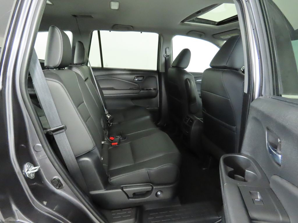 2022 Honda Pilot EX-L 22