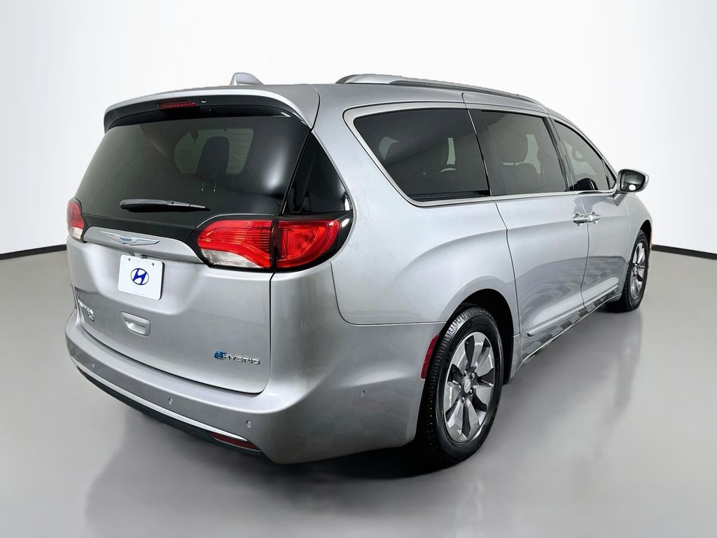 Thumbnail: 2020 Chrysler Pacifica - 5