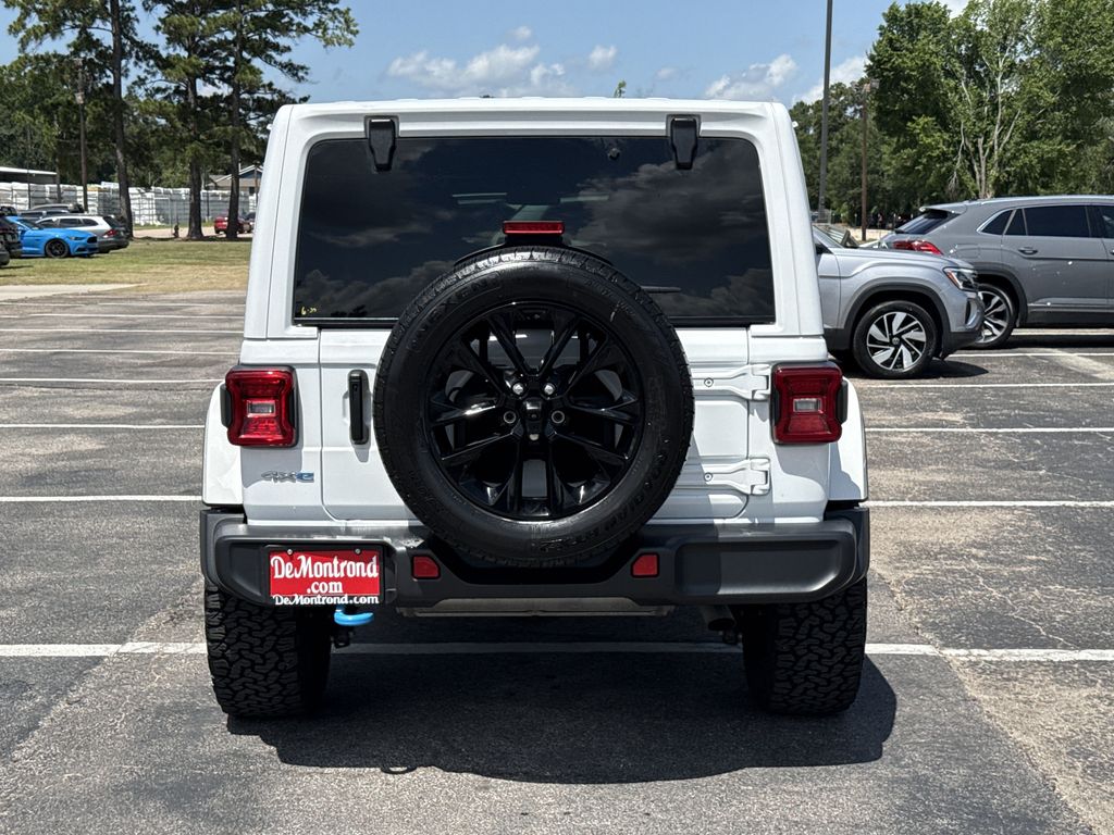 2024 Jeep Wrangler Sahara 4xe White at River Oaks CDJR