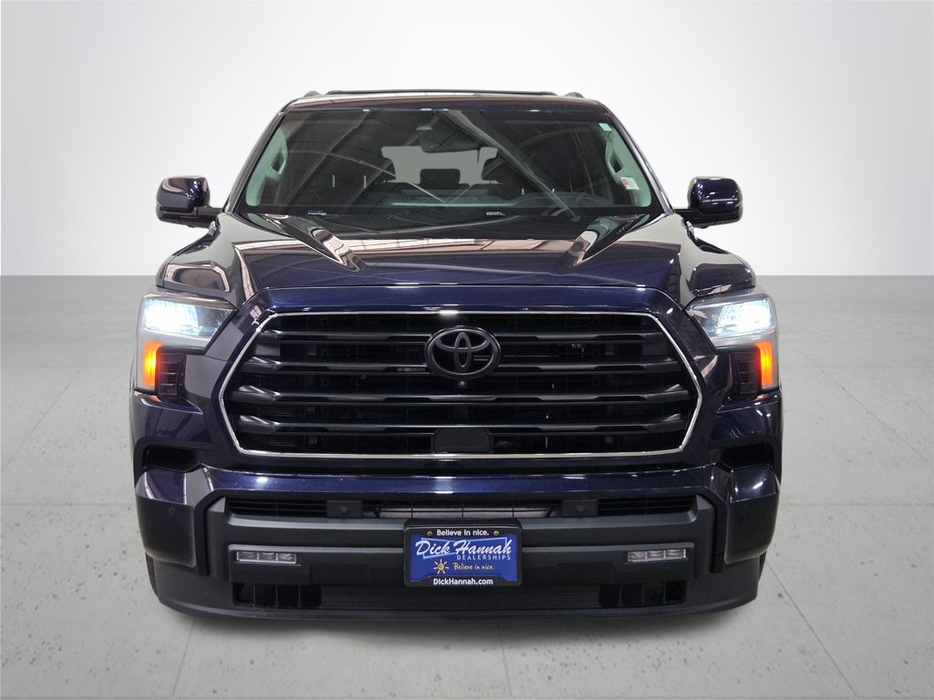 2023 Toyota Sequoia SR5