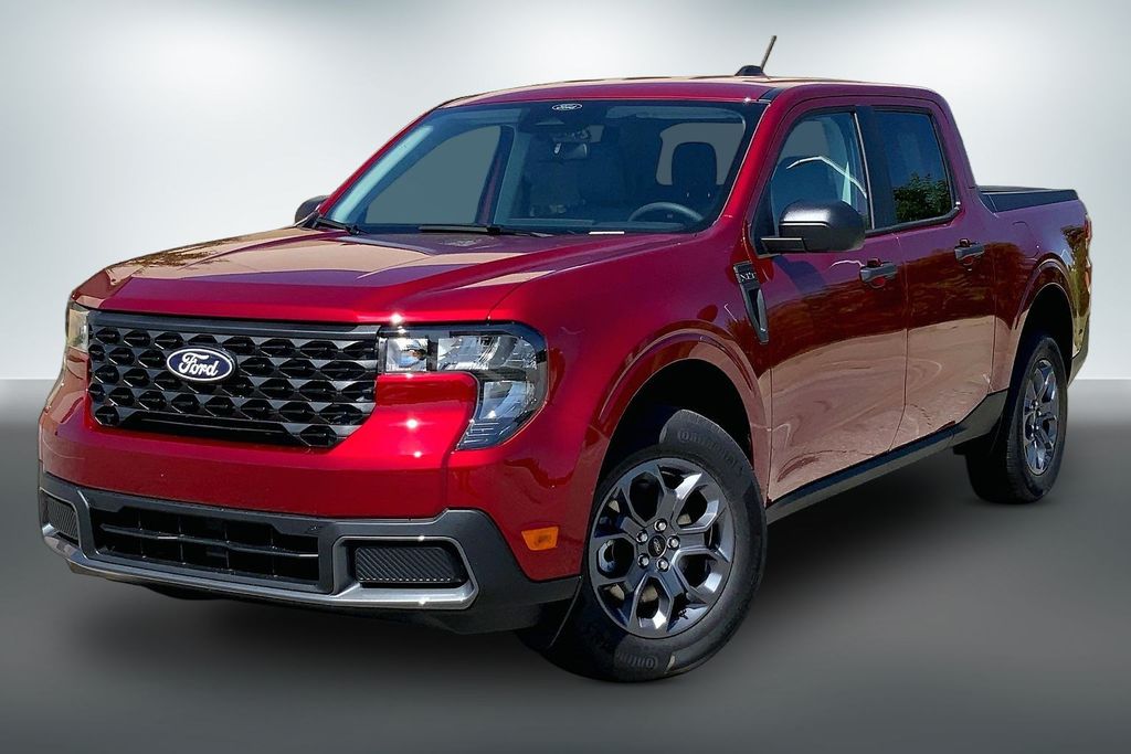 New 2026 Red Ford XLT image 2