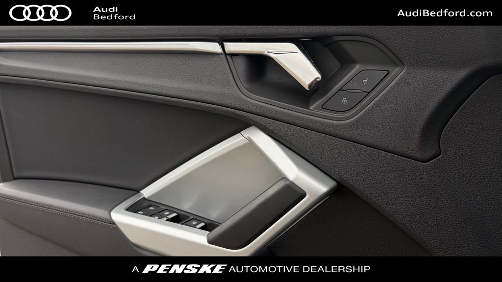 Thumbnail: 2022 Audi Q3 - 12