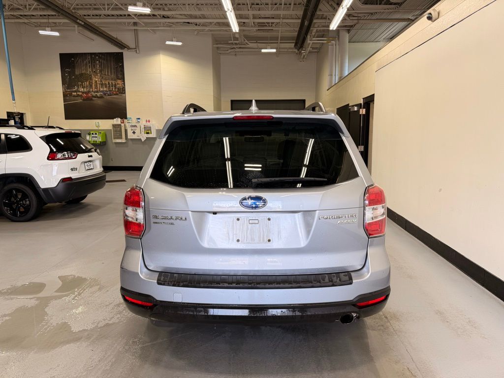 Thumbnail: 2016 Subaru Forester - 4