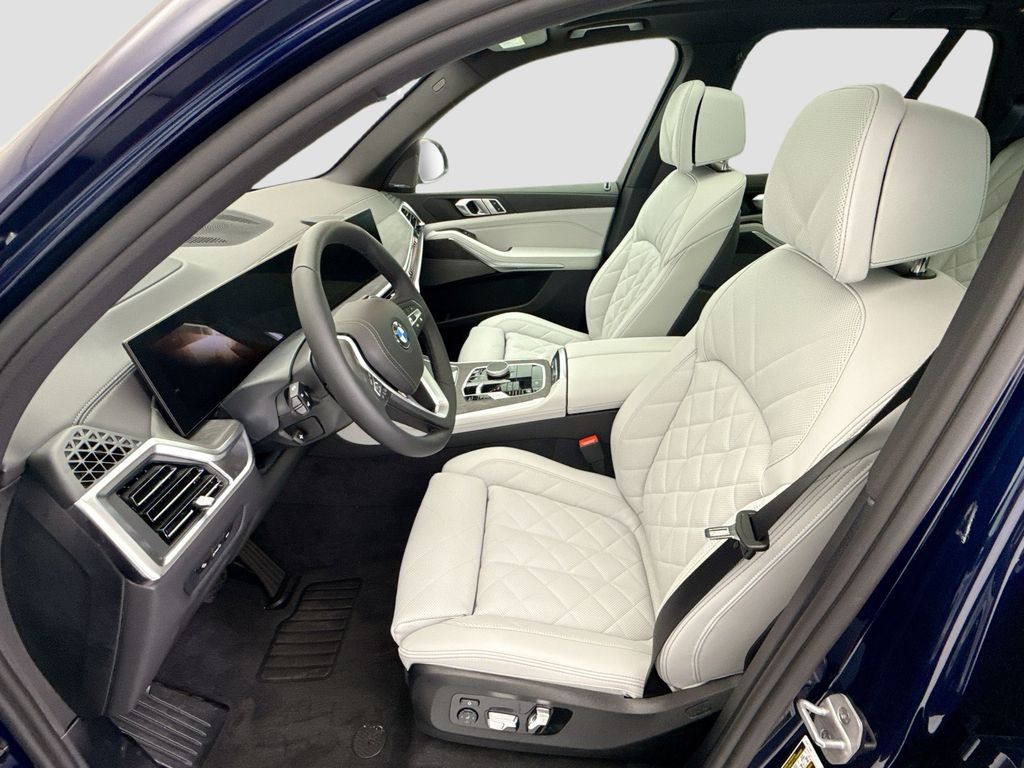 Thumbnail: 2026 BMW X5 - 18