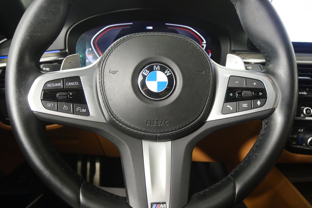 Thumbnail: 2023 BMW 5 Series - 17
