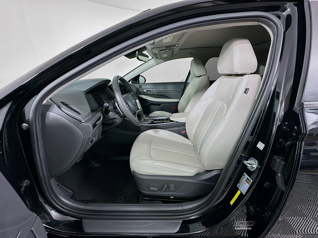 Thumbnail: 2021 Hyundai Sonata - 22