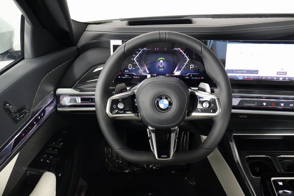 Thumbnail: 2026 BMW 7 Series - 3