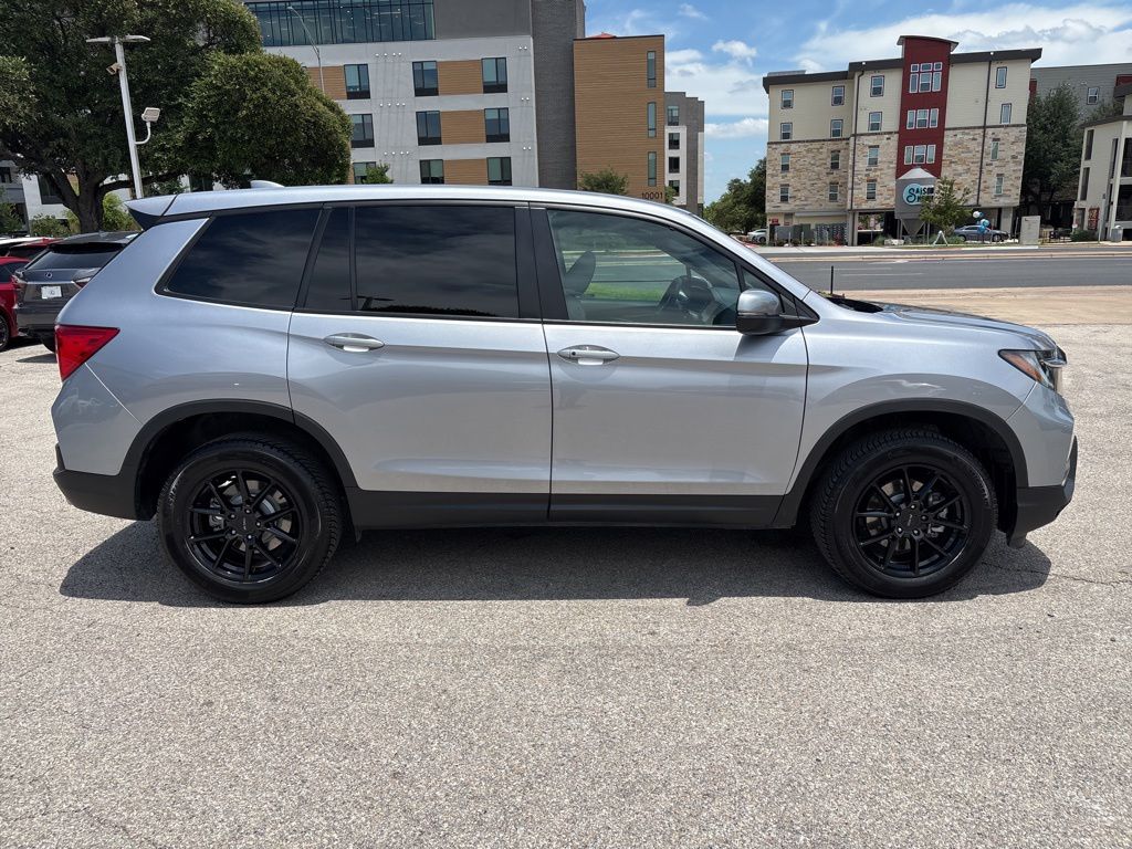 Thumbnail: 2023 Honda Passport - 6