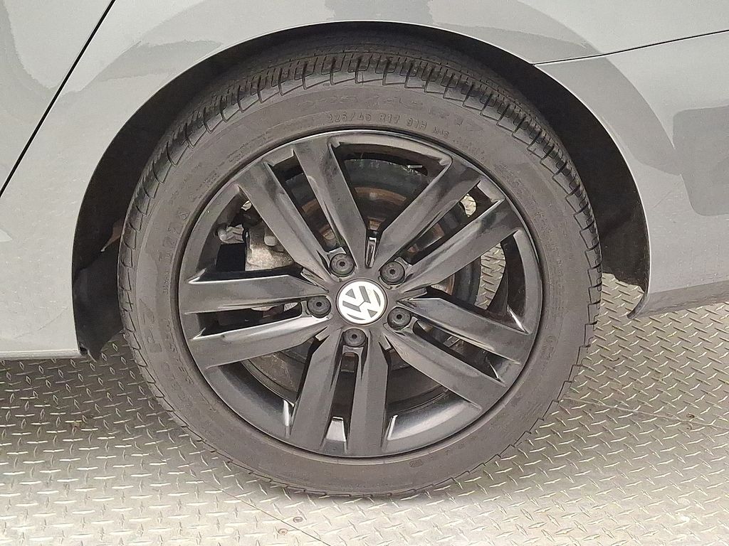 Thumbnail: 2018 Volkswagen Jetta - 7