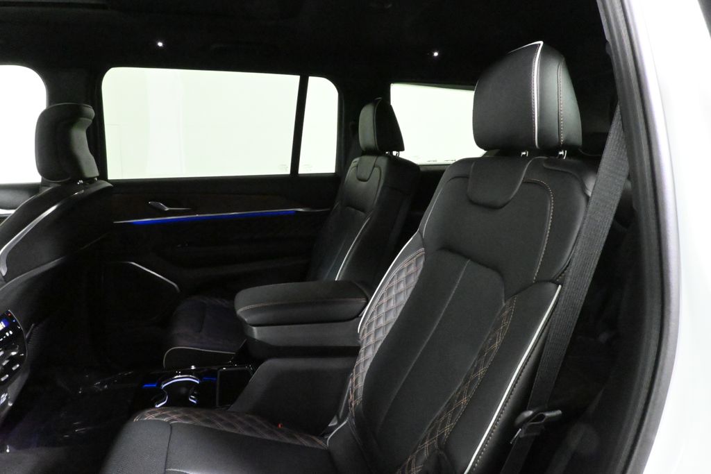 Thumbnail: 2025 Jeep Grand Cherokee L - 4