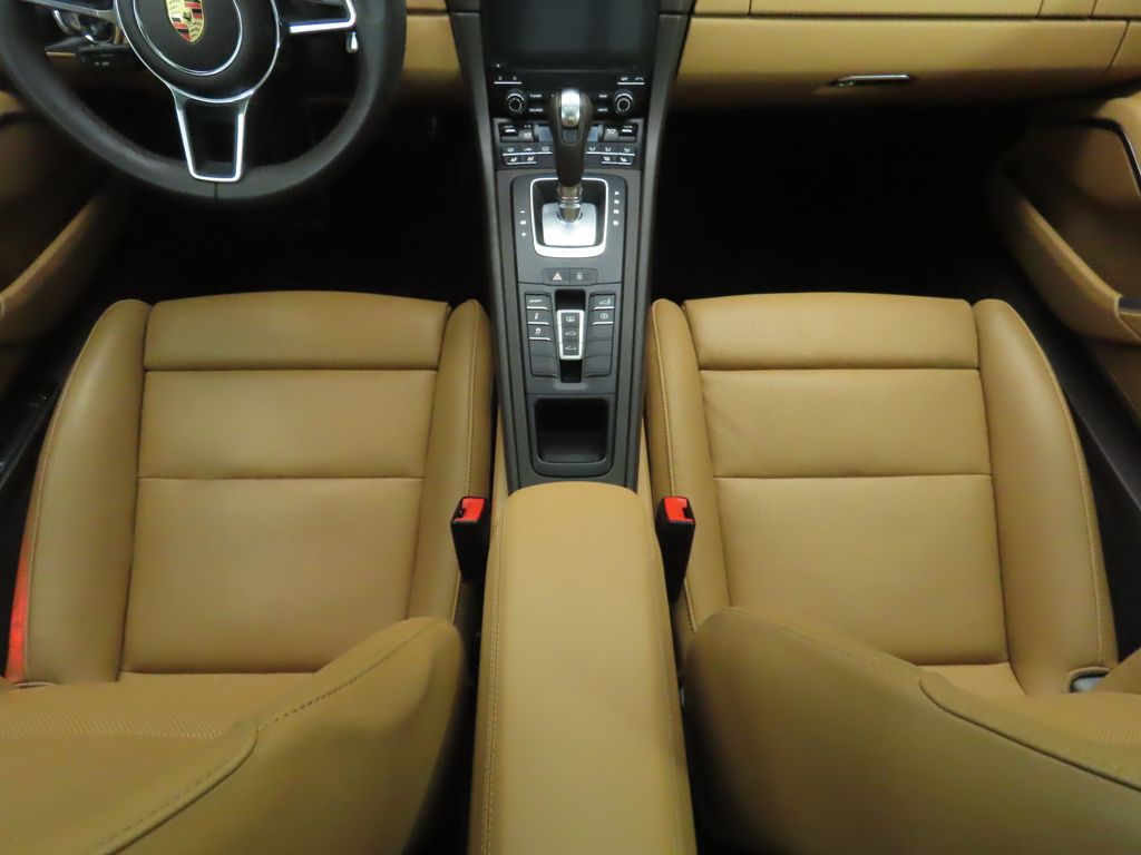 Thumbnail: 2019 Porsche 911 - 20