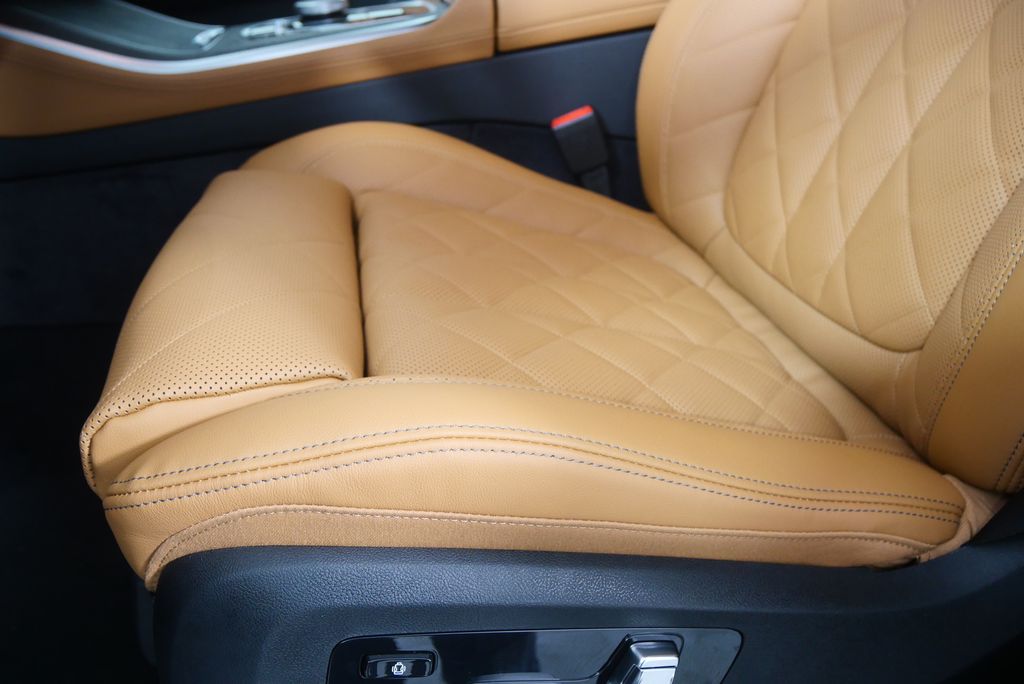 Thumbnail: 2026 BMW X5 - 10