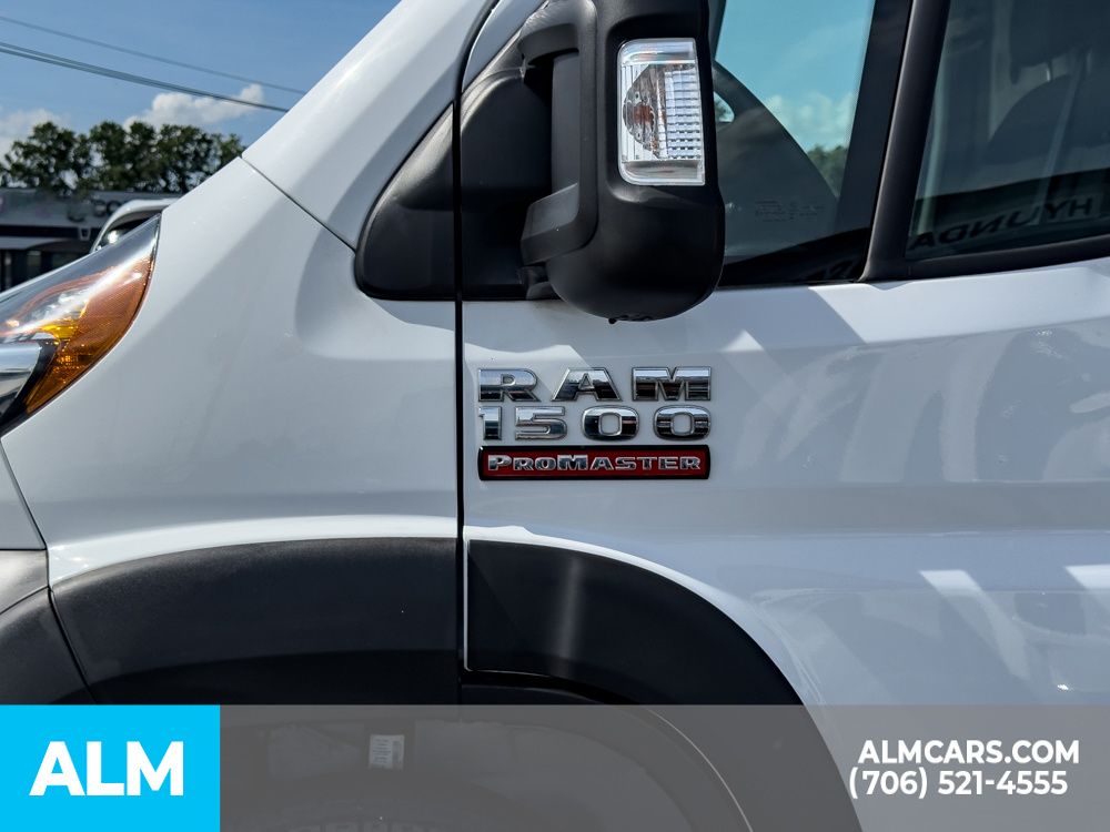 Used 2021 White Ram Base image 6