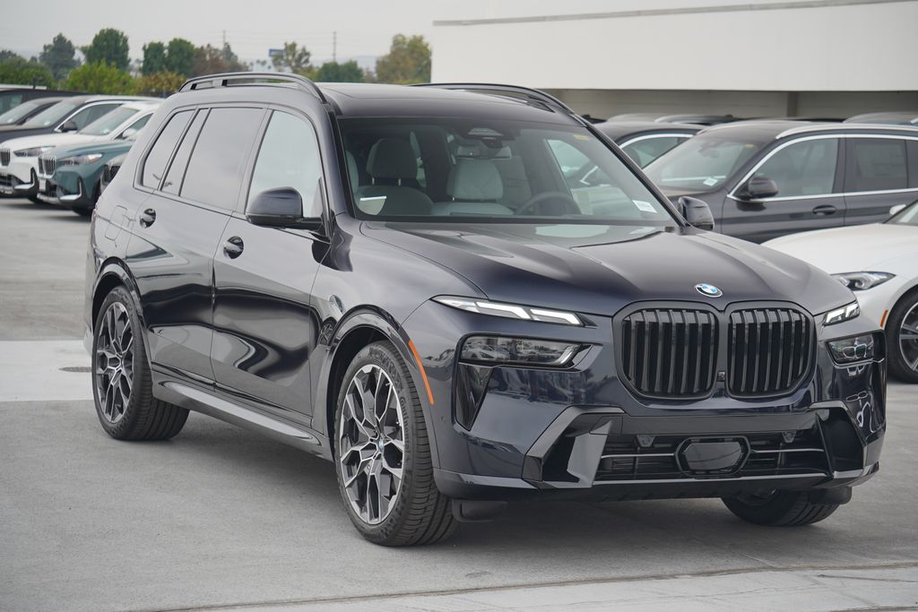 2025 BMW X7 xDrive40i 3