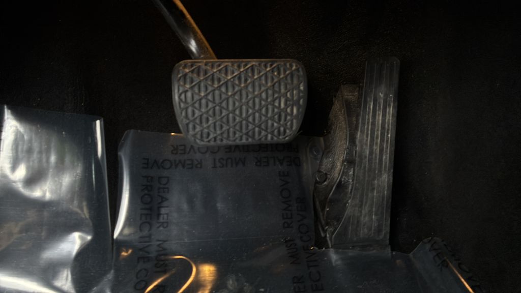 used 2022 Mercedes-Benz GLE car, priced at $32,200