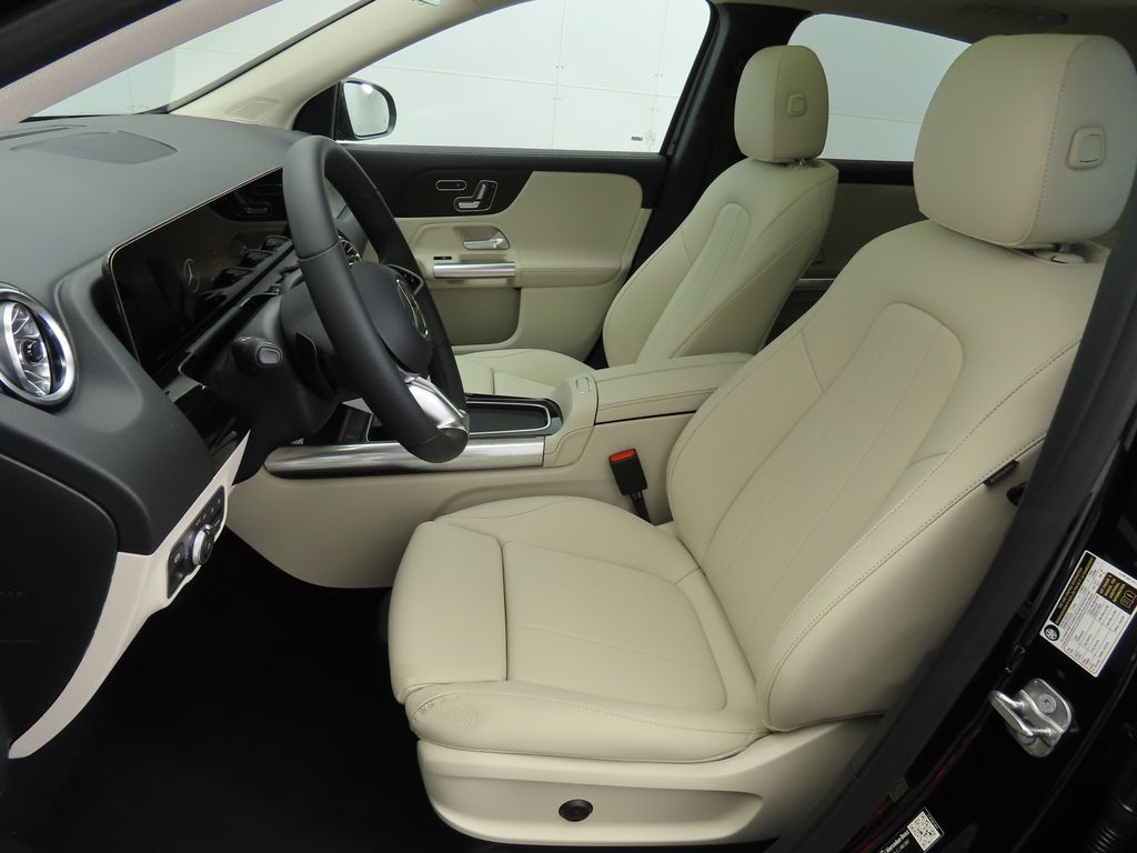 Thumbnail: 2026 Mercedes-Benz GLA - 19