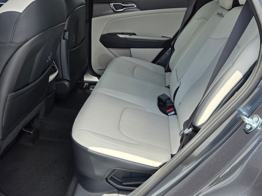 2027 Kia Sportage - $34,235