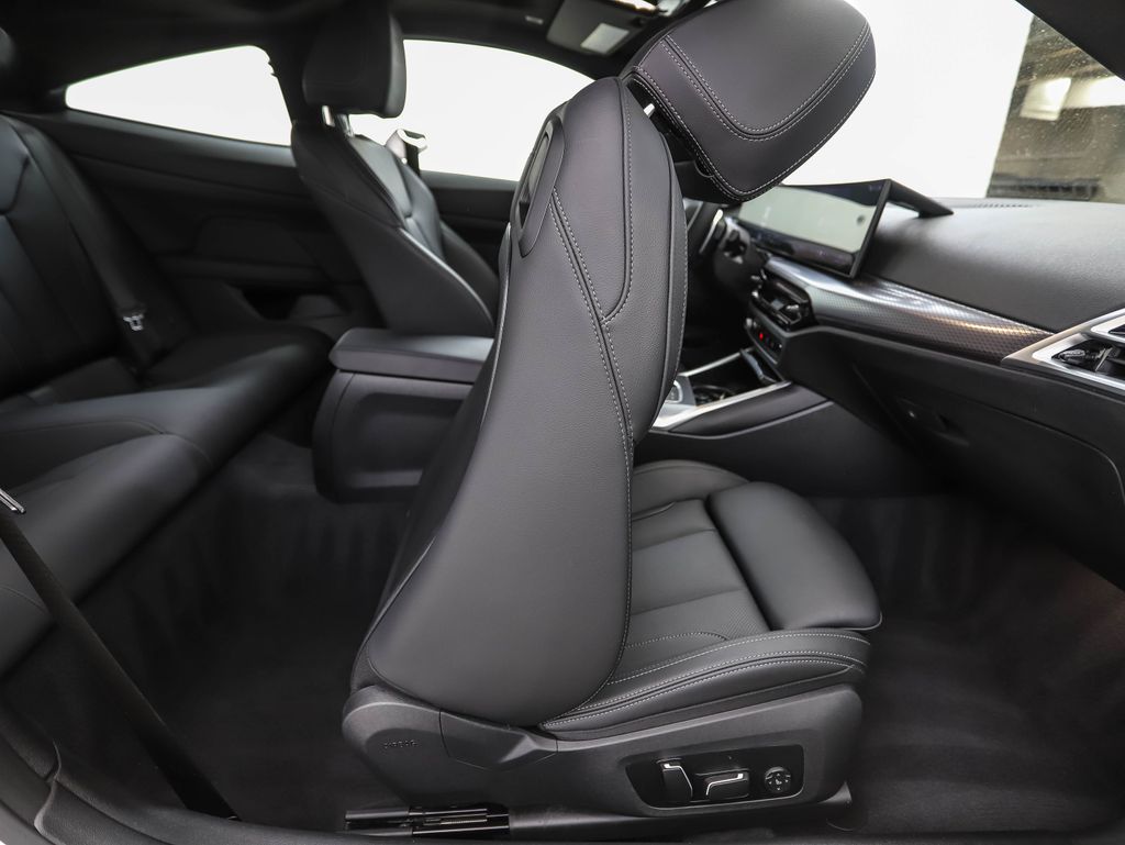 Thumbnail: 2026 BMW 4 Series - 28