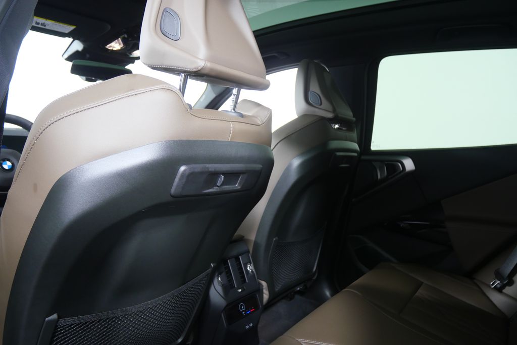 Thumbnail: 2026 BMW X3 - 16