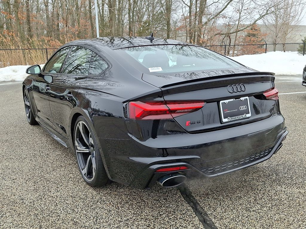 Thumbnail: 2024 Audi RS 5 - 4