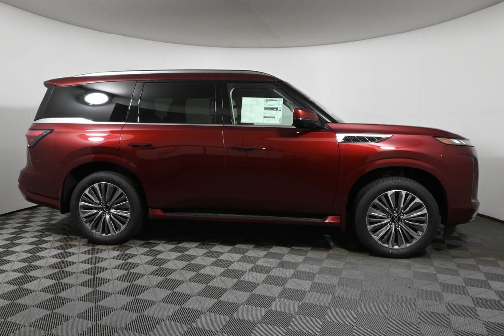 2025 INFINITI QX80 Sensory 8