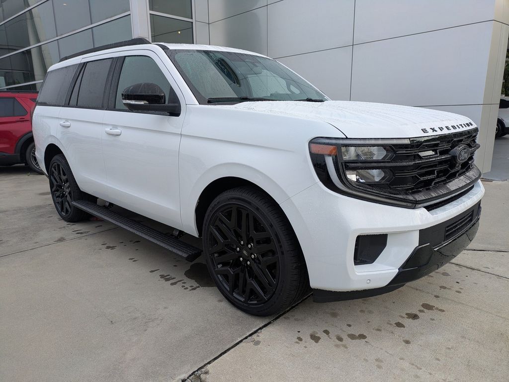 2026 Ford Expedition Platinum