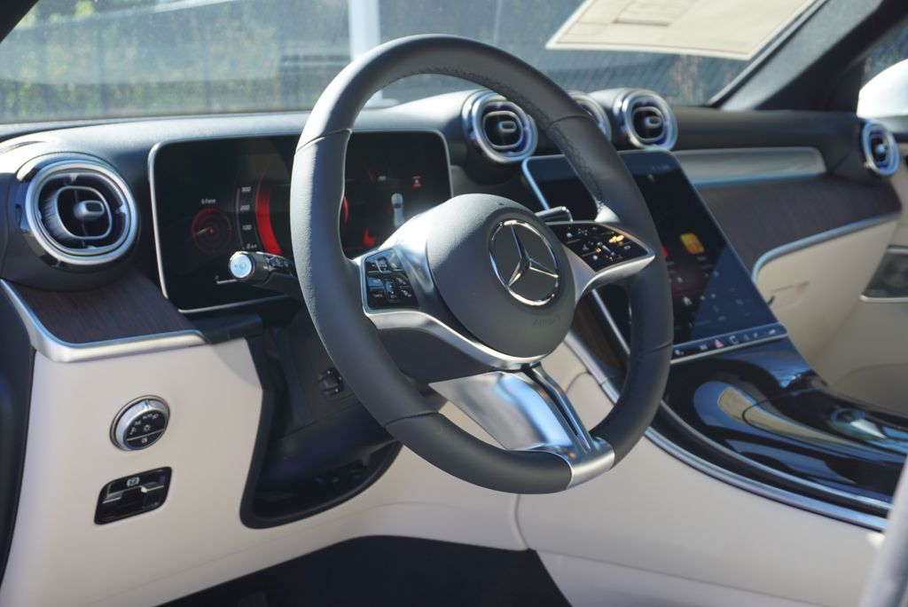 Thumbnail: 2026 Mercedes-Benz GLC - 26