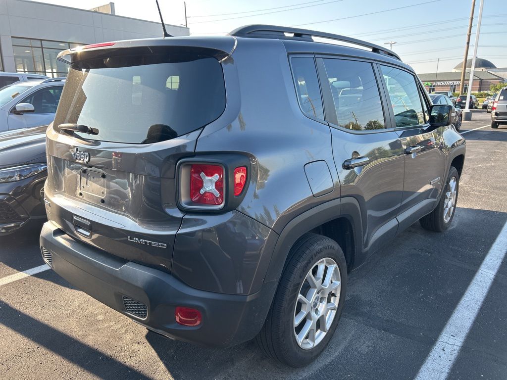 Thumbnail: 2021 Jeep Renegade - 3