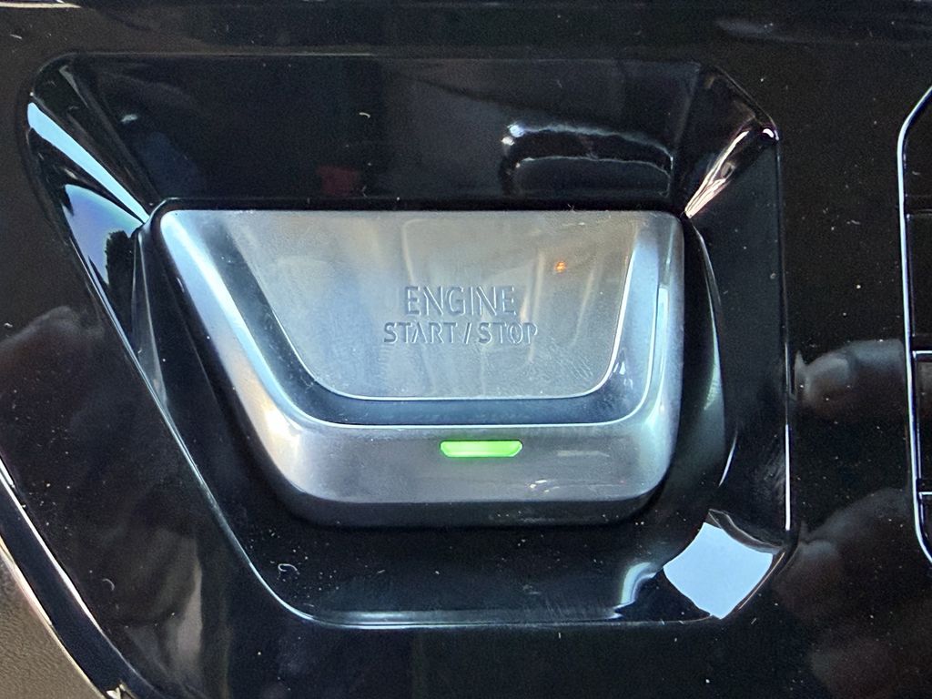 new 2025 GMC Sierra 1500 car, priced at $71,081