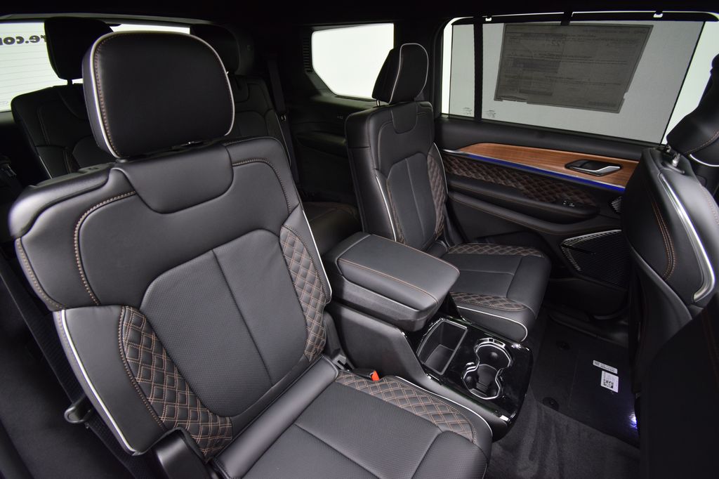 new 2026 Jeep Grand Cherokee L car, priced at $62,414