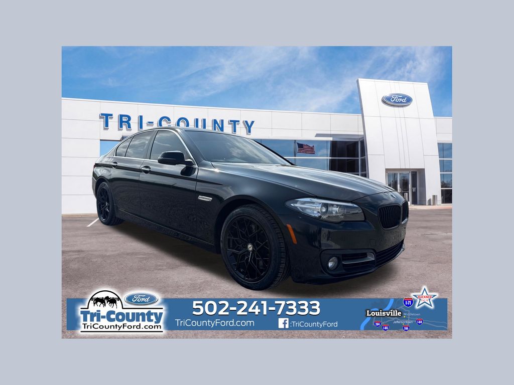 2016 BMW 5 Series Negro (Black Sapphire Metallic) Sedán Tracción en las cuatro ruedas 8 velocidades Automática