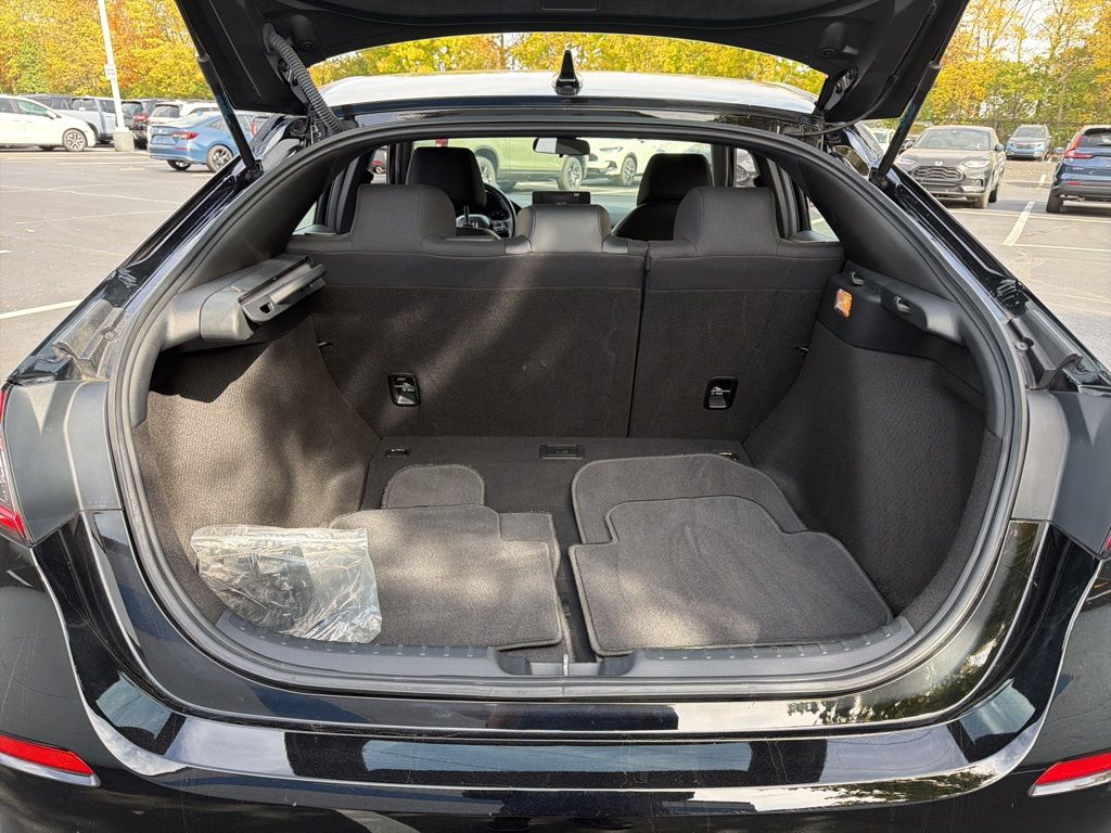 Thumbnail: 2024 Honda Civic - 21