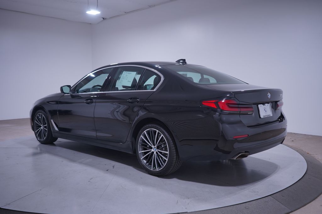 Thumbnail: 2022 BMW 5 Series - 3