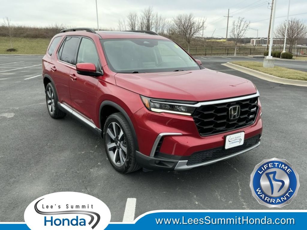 Radiant Red Metallic II 2023 Honda Pilot Touring AWD SUV / Crossover All-Wheel Drive Automatic