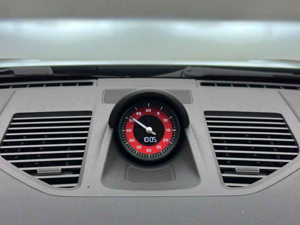 Thumbnail: 2026 Porsche 911 - 19