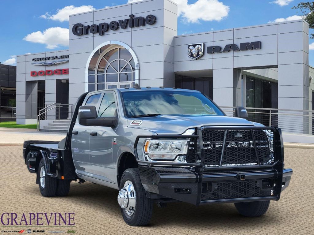 Billet Silver Metallic Clearcoat 2024 RAM 3500 Chassis Tradesman Crew Cab LB DRW 4WD Pickup Truck Four-Wheel Drive 6-Speed Automatic