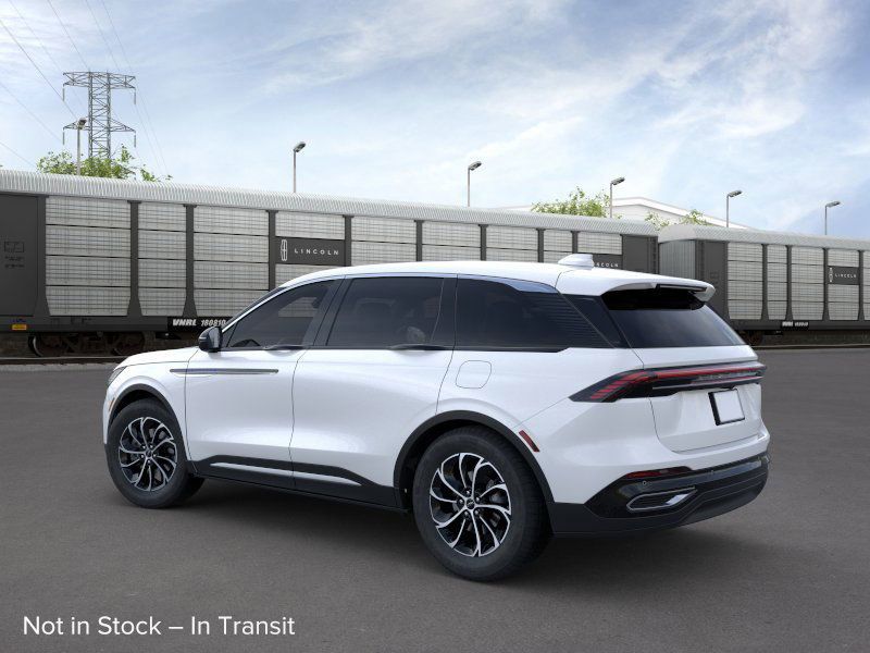 Thumbnail: 2025 Lincoln Nautilus - 4