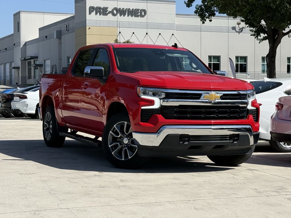  2024 Chevrolet Silverado 1500 LT Crew Cab 4WD   