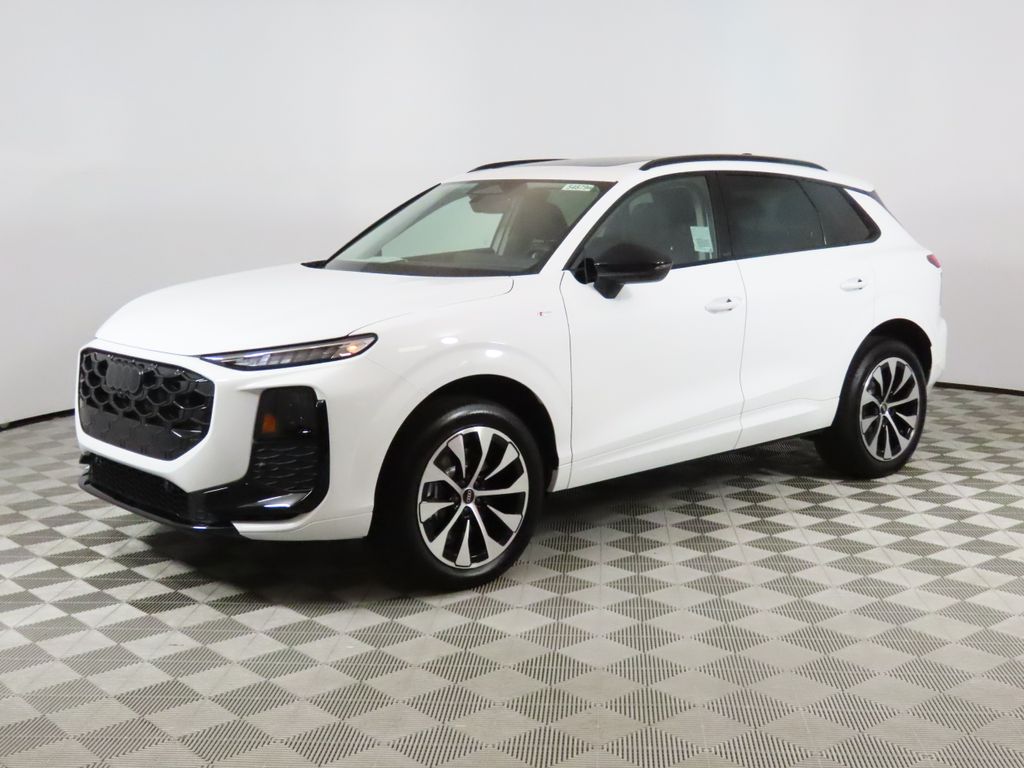 Thumbnail: 2026 Audi Q3 - 1
