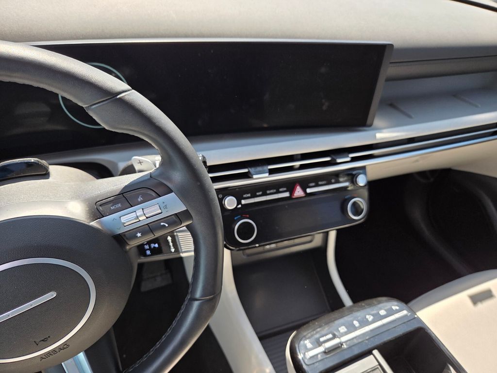 Used 2025 Gray Hyundai Limited image 4