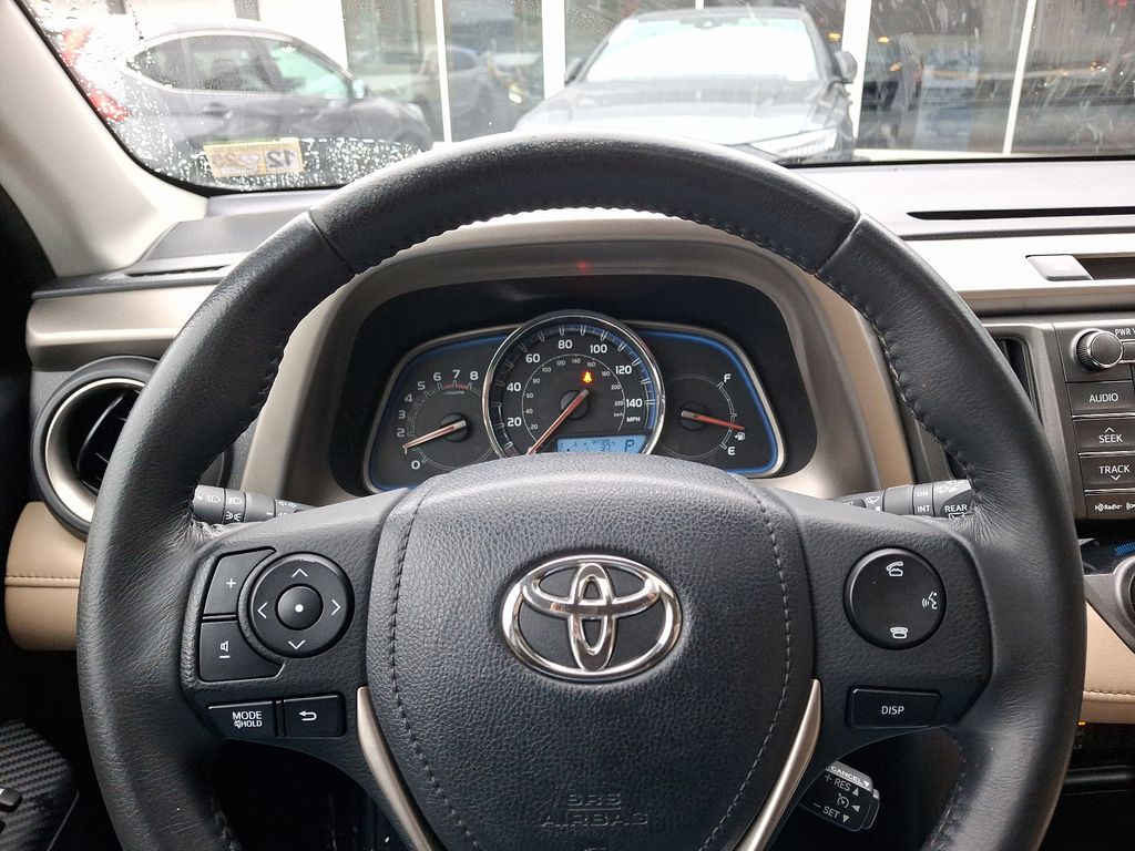 2013 Toyota RAV4 Limited 18