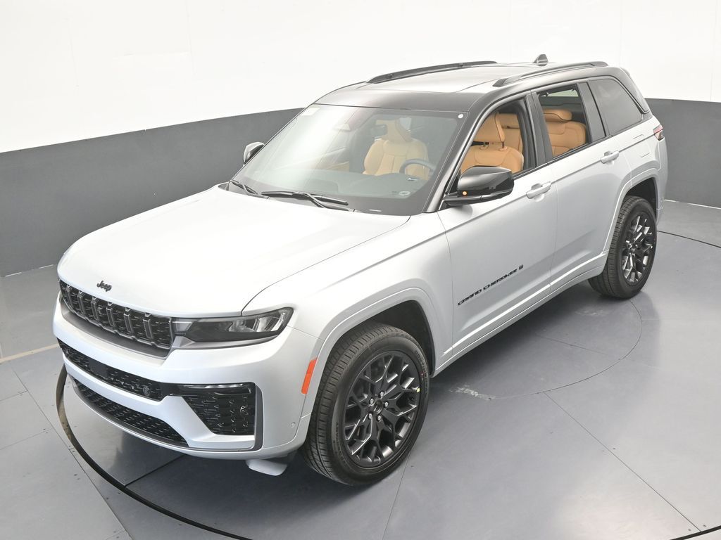 New 2026 Silver Zynith Jeep Summit image 47