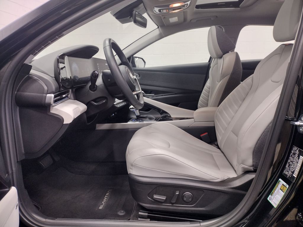 2024 Hyundai Elantra Limited