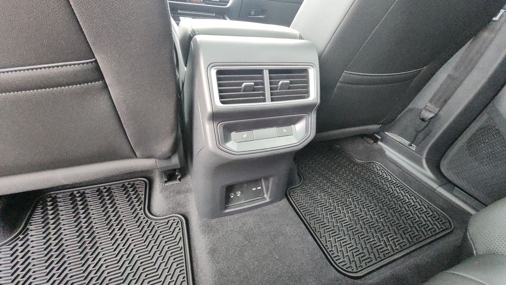 2026 Volkswagen Atlas Cross Sport