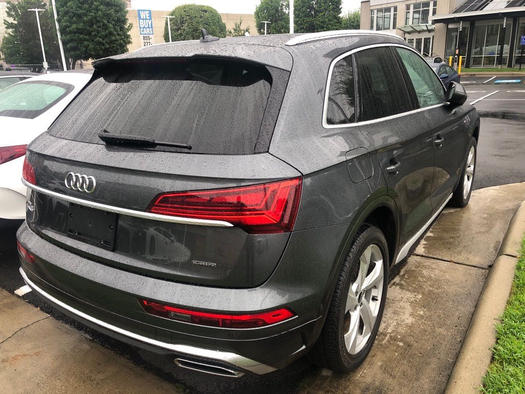 Thumbnail: 2023 Audi Q5 - 4
