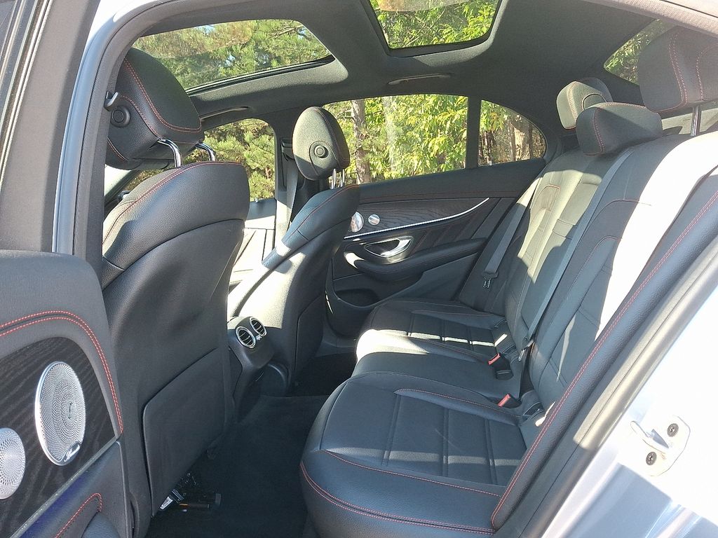 Thumbnail: 2021 Mercedes-Benz E-Class - 10