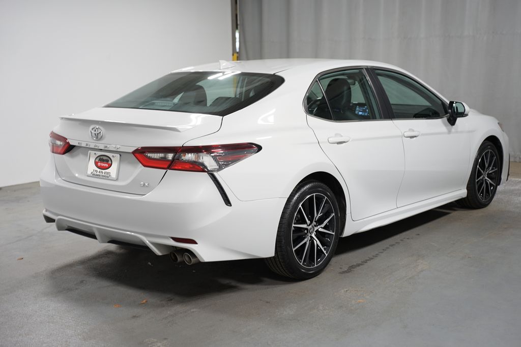 2023 Toyota Camry SE 8