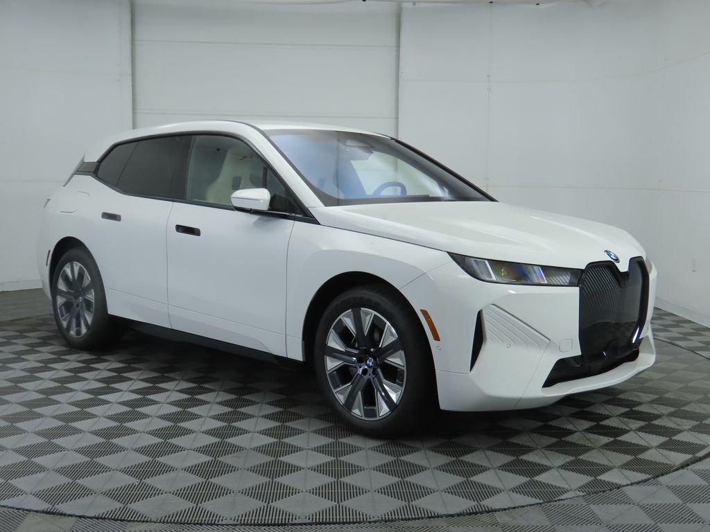 Thumbnail: 2026 BMW iX - 3